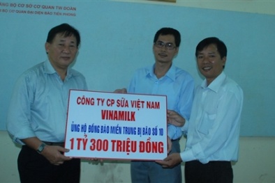 Vinamilk dành 1,3 tỷ đồng cho đồng bào bão lụt miền Trung